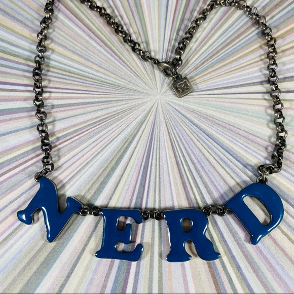 Funny NERD necklace blue enamel linked letters - Picture 5 of 5
